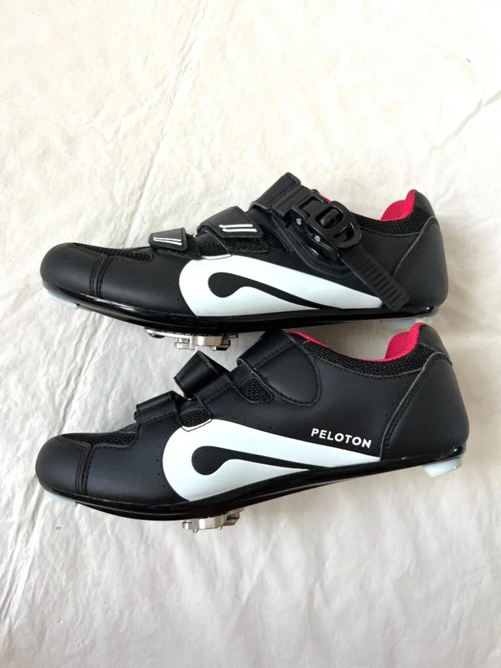 Peloton shoes cycling biking womens 9 40 black white 3 strap delta clip
